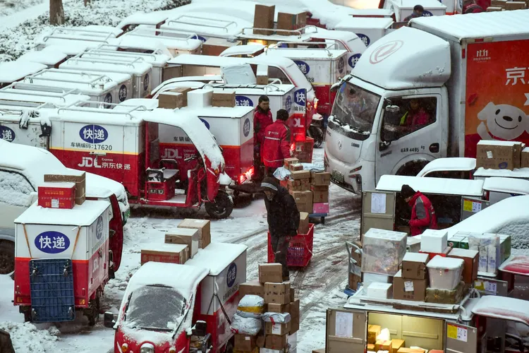 北京大雪影響交通。美聯社