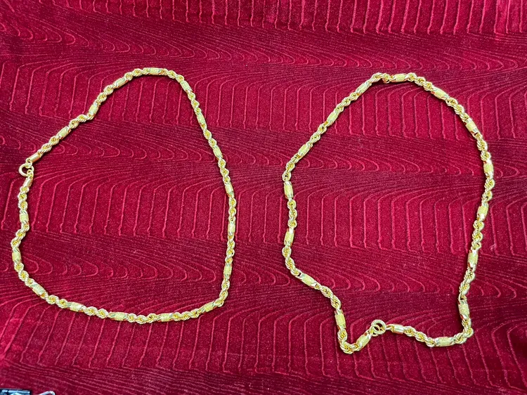 金項鍊贓物。翻攝畫面