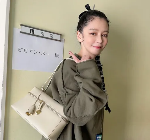 徐若瑄才宣布9年豪門婚姻情滅 下一秒曝重大喜訊