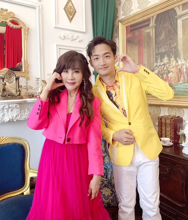 龍千玉邀，邀同門師弟葉諾帆對唱新歌《彩虹花》。豪記唱片提供