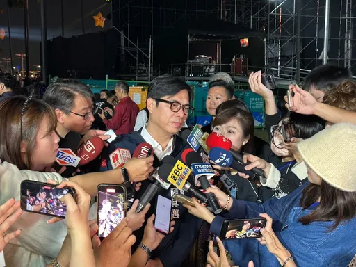 高雄跨年變調爆推擠！外傳36傷　陳其邁親上火線說分明