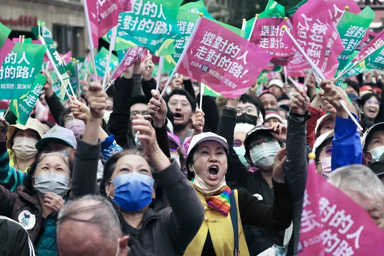 支持者嗨翻現場。林林攝