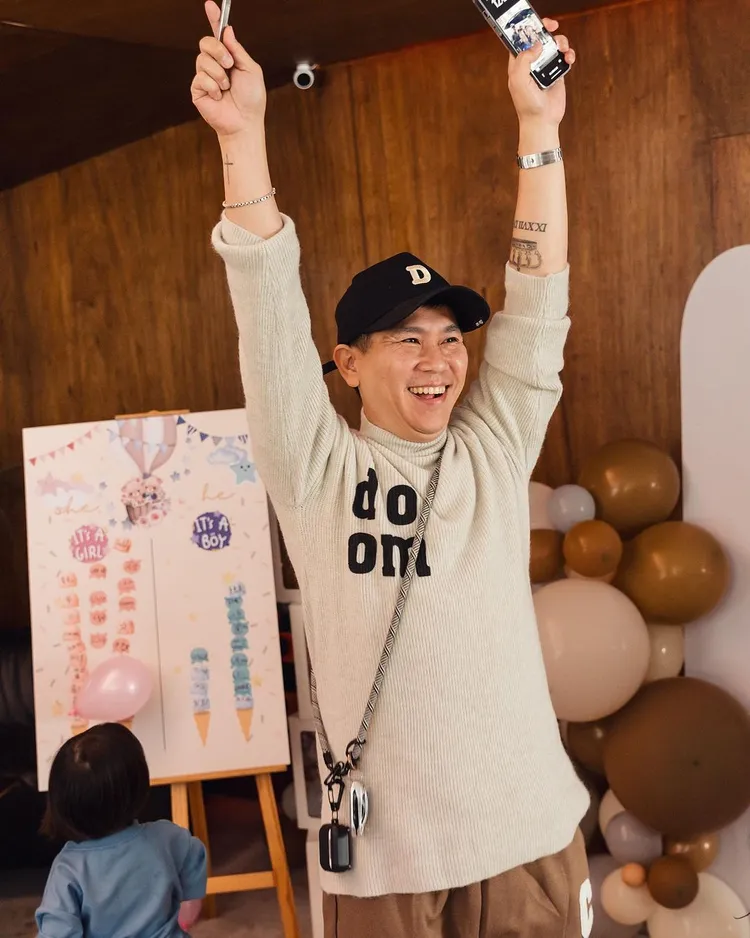 老公願望成真，相當開心。取自MeiMei IG