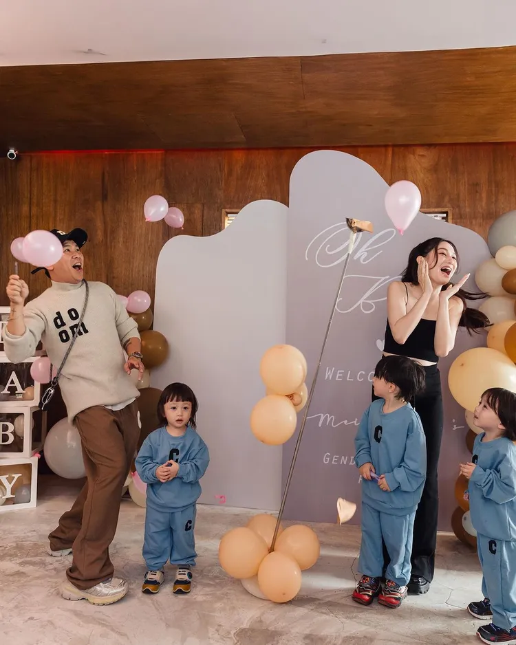 4寶性別揭曉，是大家所期盼的女寶。取自MeiMei IG