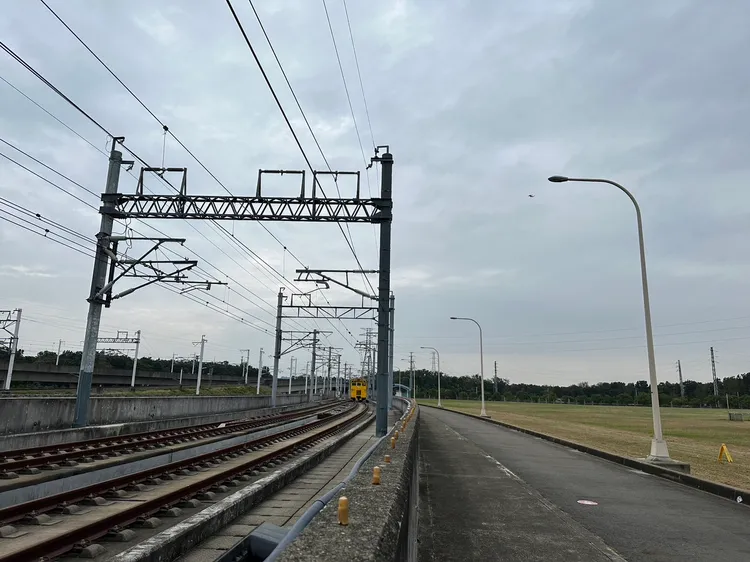 高鐵達73％為高架橋段，無人機輔助橋檢省時又安全。陳怡文攝