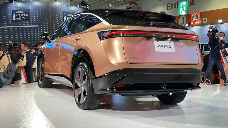 Nissan Ariya承襲概念車的設計語彙，以運動融合日式工藝美學，發揮極致的空氣力學表現，並榮獲兩項設計大獎。林浩昇攝