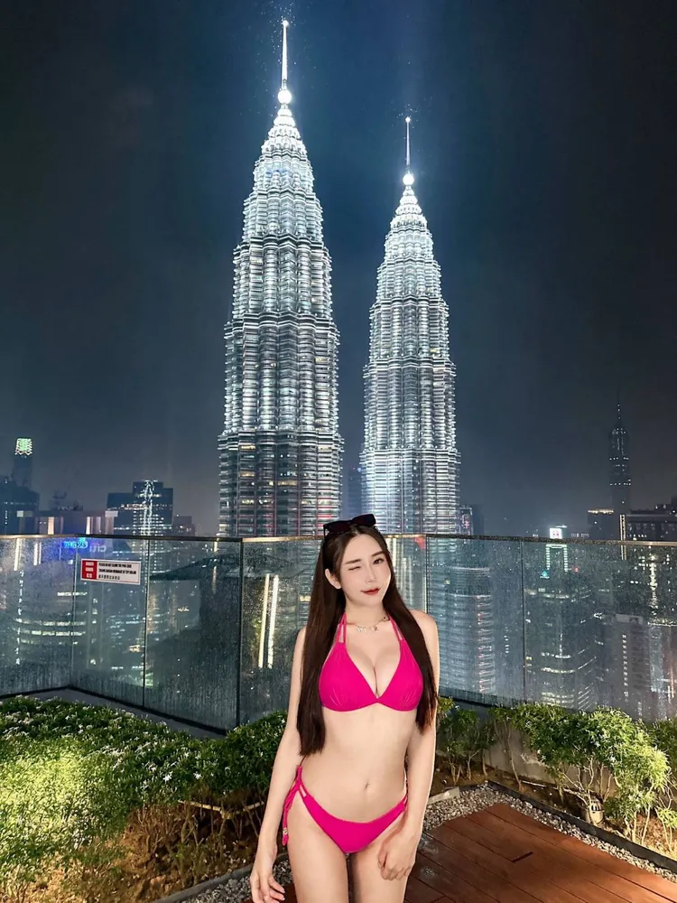 施欣如喜歡旅行，增廣見聞。17直播提供