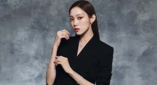 李聖經歲末傳喜訊 較靚完周子瑜成DAMIANI品牌大使