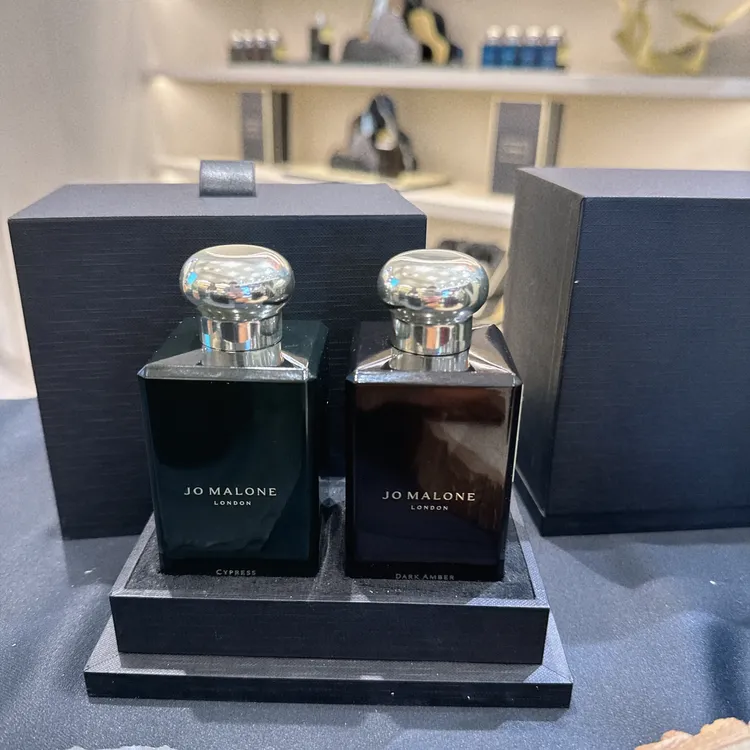 芳醇香水2入盒裝。品牌提供