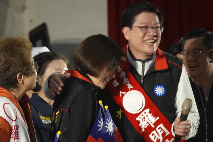 羅明才與妻子黃靜秋。江孟謙攝