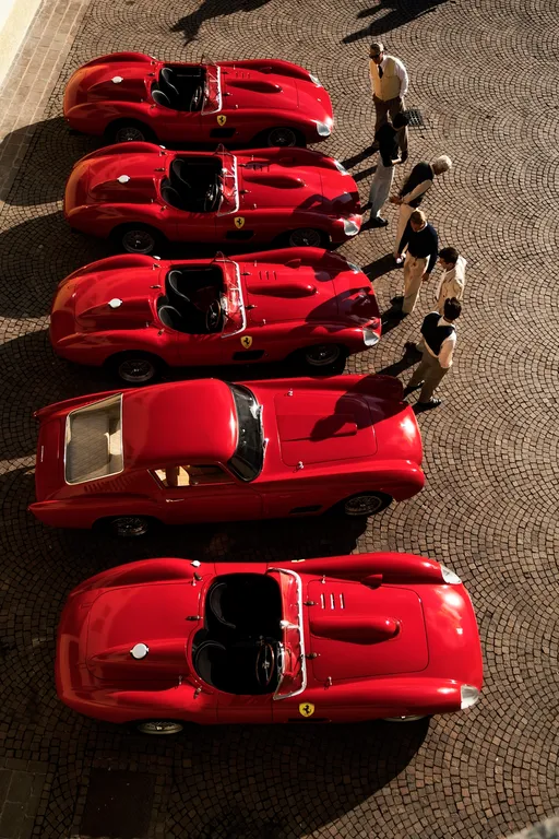 數十輛絕版天價法拉利賽車亮相 收藏家得知消息秒來電想參一咖