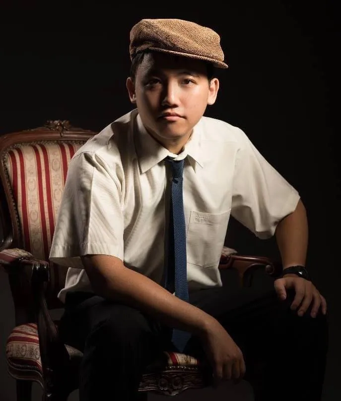 楊鵬淵曾待過20間學校，也曾碰過學生拿美工刀襲擊。楊鵬淵提供