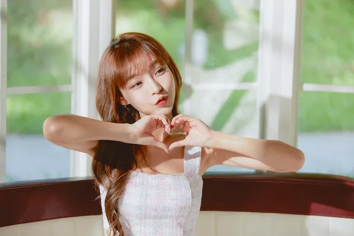 聖誕將至 林襄與好姊妹赴澳門節