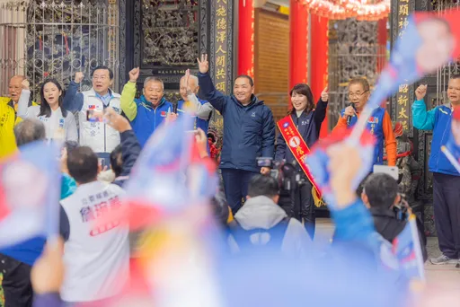 侯友宜「回嘉」車隊掃街 就差一口氣!赴嘉義陪立委候選人造勢