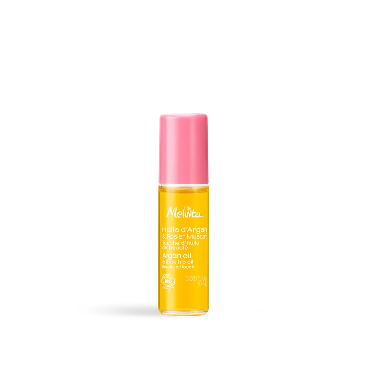 Melvita堅果玫瑰油滾珠筆，10ml／680元。品牌提供