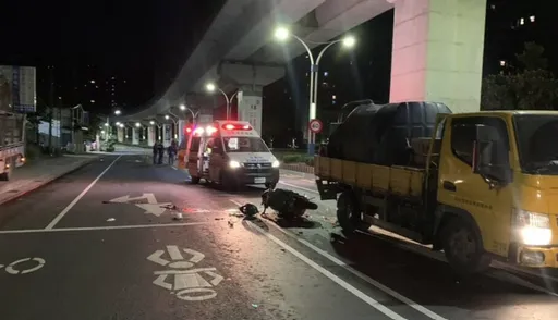 醫學院男大生魂斷淡水！騎機車撞上等紅燈工程車　23歲人生驟停