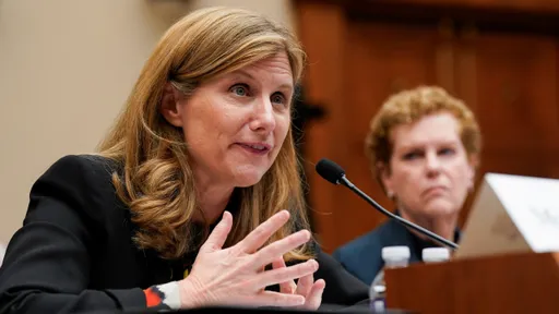 反猶太主義風波延燒 賓大校長與董事會主席雙辭