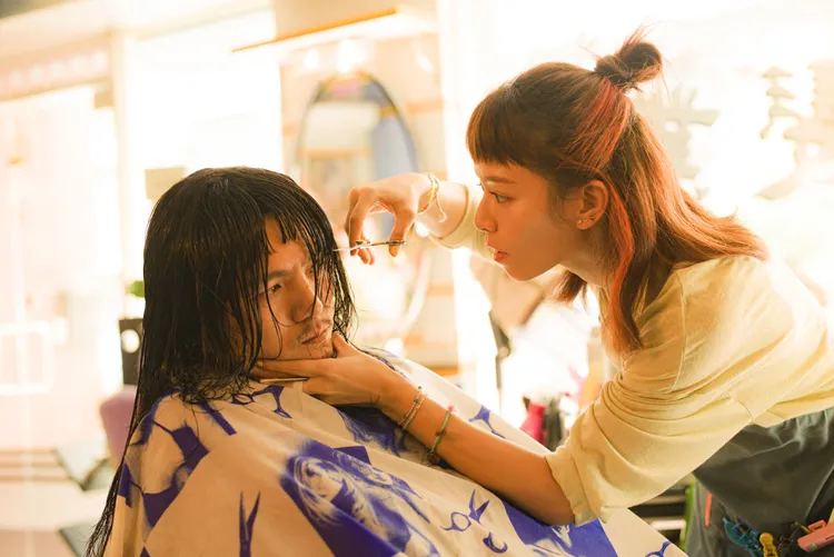 春風和宋芸樺大談格差戀。Netflix提供