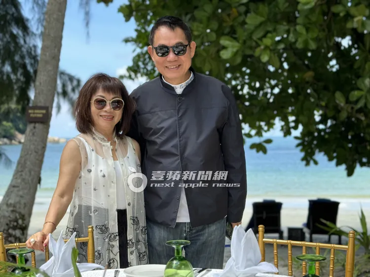 夏姿夫妻檔，董事長王元宏（右）、設計總監王陳彩霞。吳玉愛攝