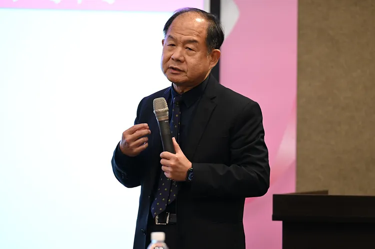 大同醫院副院長陳芳銘：國際建議乳癌患者接受完整療程比例必須達到80%