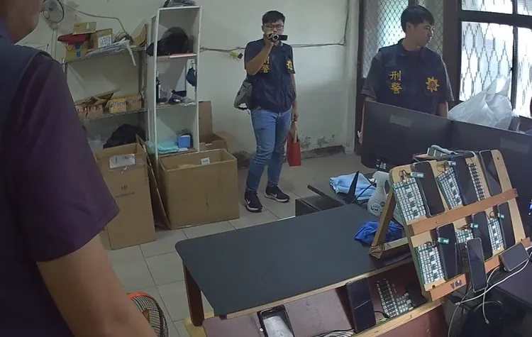警方破獲貓池機房。翻攝畫面