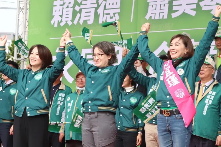 林宜瑾永康競選總部17日成立大會，蕭美琴回到台南力挺林宜瑾連任。林宜瑾總部提供