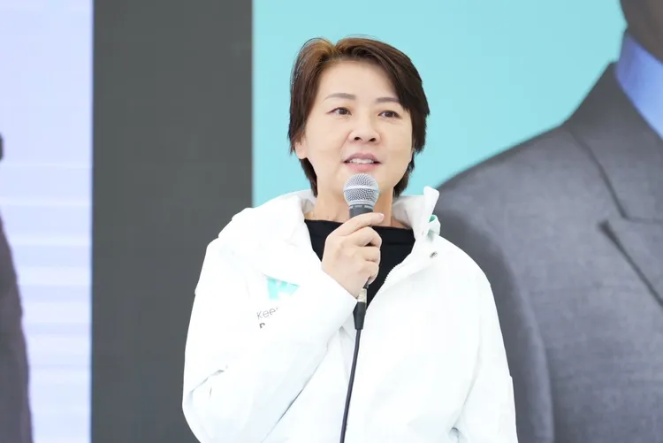 黃珊珊對侯友宜政策開嘲諷。。民眾黨提供