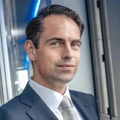 比利時「弗拉芒利益黨」黨魁范格里肯，將將克雷爾曼逐出黨。翻攝范格里肯X@tomvangrieken