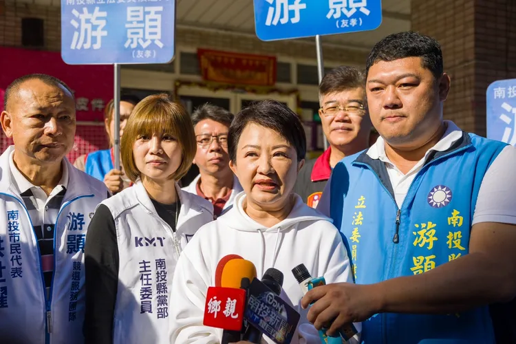 盧秀燕昨受訪批評中央卡台中捷運，賴清德聲稱要把捷運延伸到南投，是在騙選票。資料照片