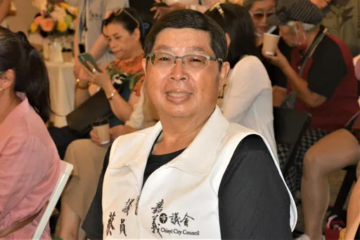 5届议员蔡文旭肺腺癌病逝!享寿60岁 妻哀痛:不得不放手
