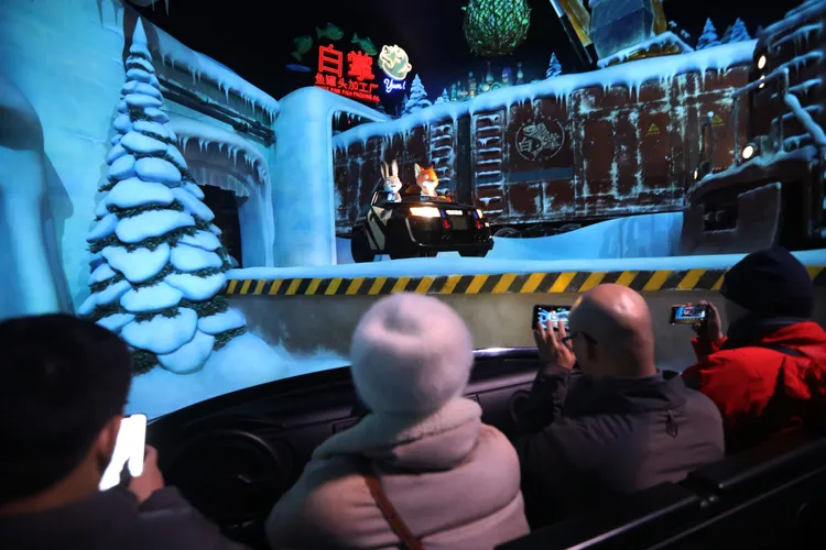 上海迪士尼「瘋狂動物城」園區20日對外開放。新華社