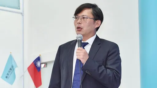 傳進立院爭取副院長　黃國昌：毫無興趣想都沒想過