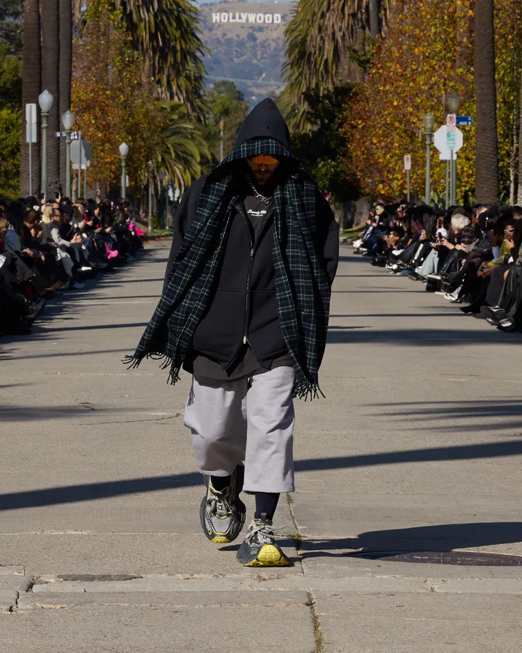 BALENCIAGA最新秋季24系列。品牌提供