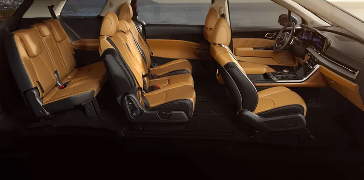 Carnival擁有典雅外型與奢華舒適兼具的駕乘空間，屢屢成為國內企業層峰買家自用或商務使用的首選。