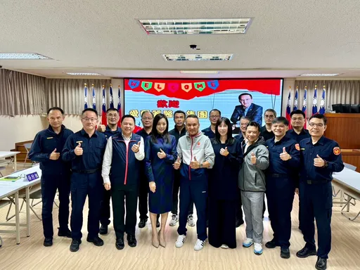 掃黑有功! 知名醫美愛爾麗頒發三峽警破案獎金
