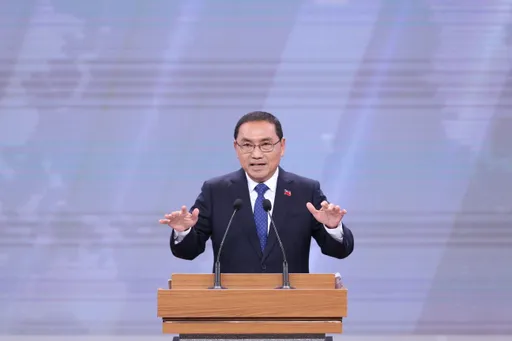 總統辯論會|侯友宜酸賴清德「沒替南鐵東移流淚」 只會抹黑別人無辜妻女