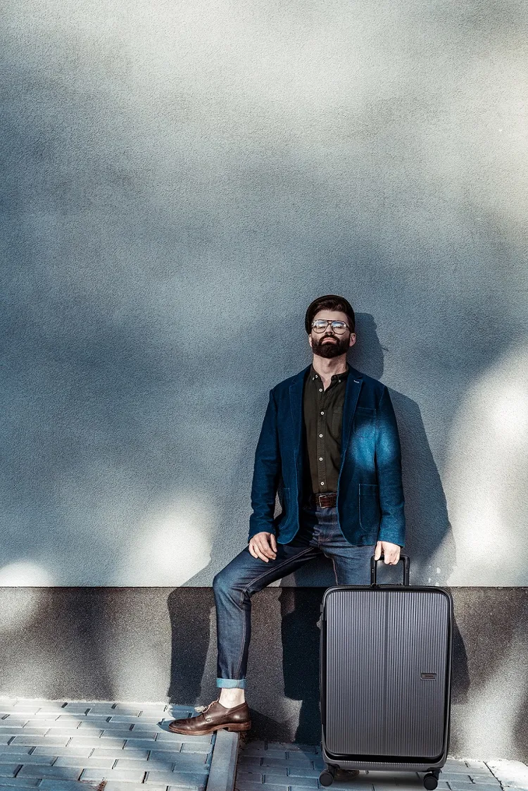 CROWN Doppio前開箱，19.5吋／8580元、25吋／9880元、29吋／1萬800元。品牌提供