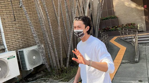 金馬影帝吳慷仁現身法院引騷動！　為了一宗「殺父案」而來