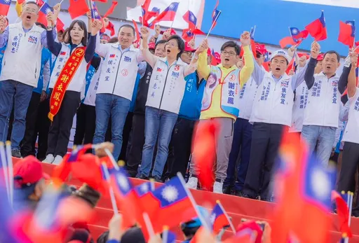 謝衣鳳彰化造勢吸2萬人　謝典林首度站台侯友宜喊「凍蒜」