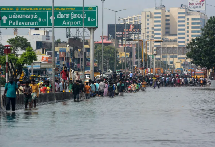 受米昌影響，清奈災區多所學校停課。美聯社