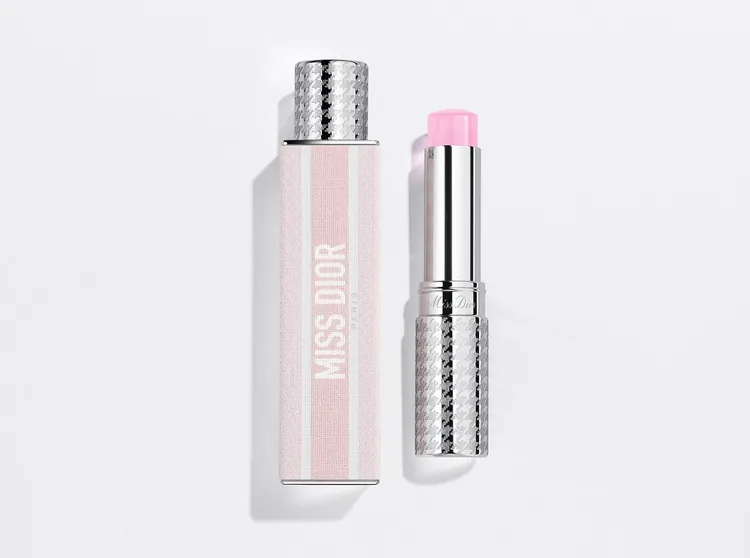 Miss Dior親吻香膏Miss Dior花漾迪奧淡香水，3.2g／2250元、蕊芯1750元。品牌提供