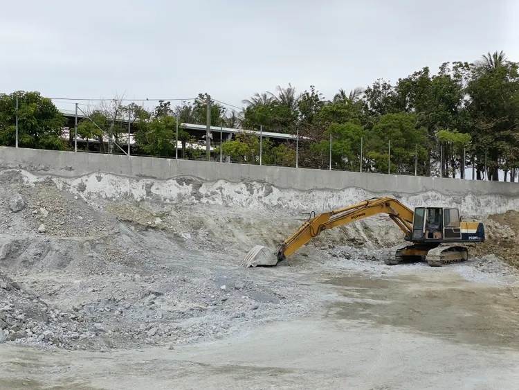 市府強調自2015年就處理不法填埋爐渣案，並採最嚴格的處分。市府提供