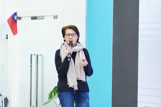 黃珊珊不甩民眾黨前秘書長戰帖 他再嗆:能帶動團隊士氣?