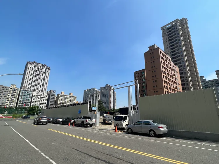 農16特區未來國揚規劃換屋型住宅，房價據了解想賣6字頭。葉家銘攝