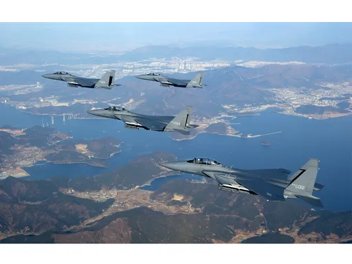 中國、俄羅斯6軍機闖南韓防空識別區 韓戰機緊急升空