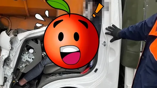 驚悚車禍!貨車頭夾成「鐵餅」畫面曝 駕駛遭壓命大逃死劫