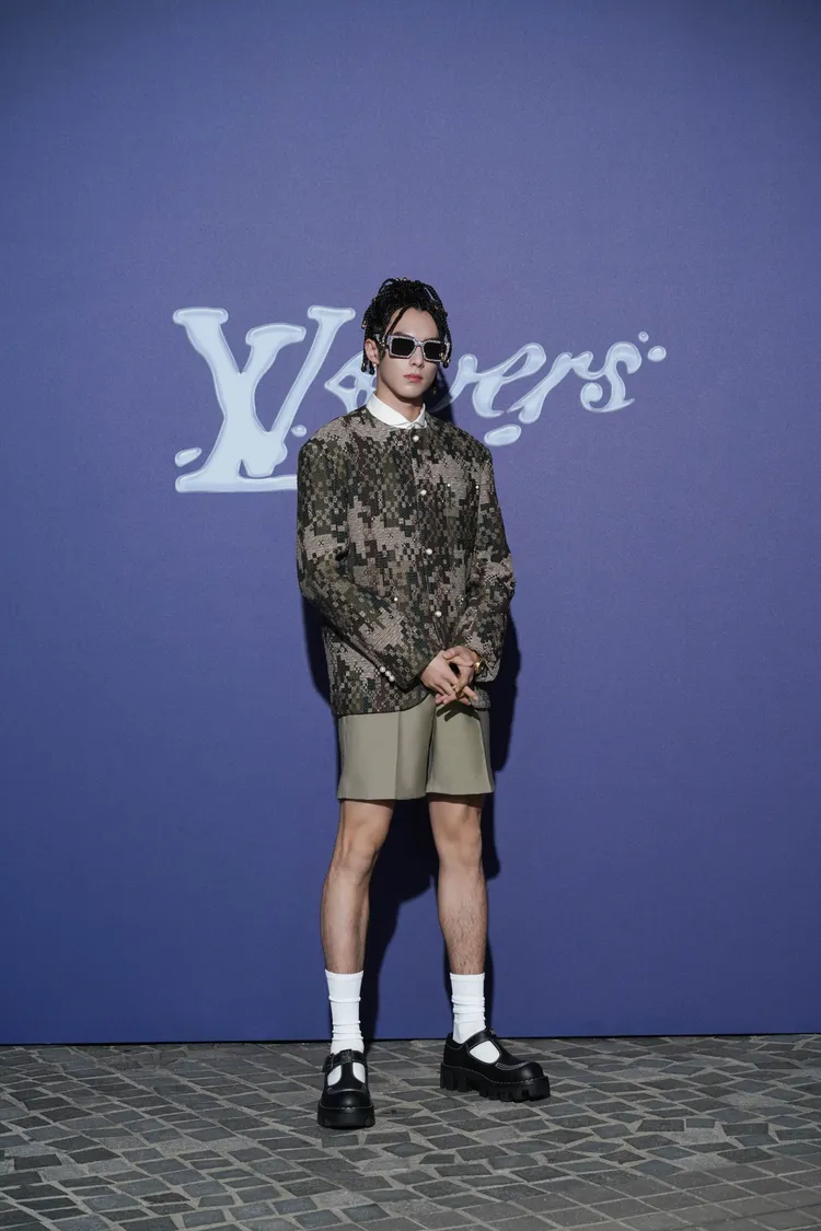 王鶴棣看秀畫面從LV官方影片消失。資料照片