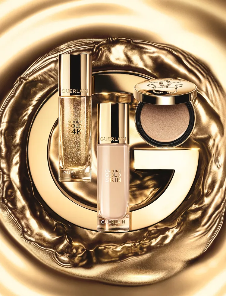 嬌蘭24K純金底妝系列。品牌提供