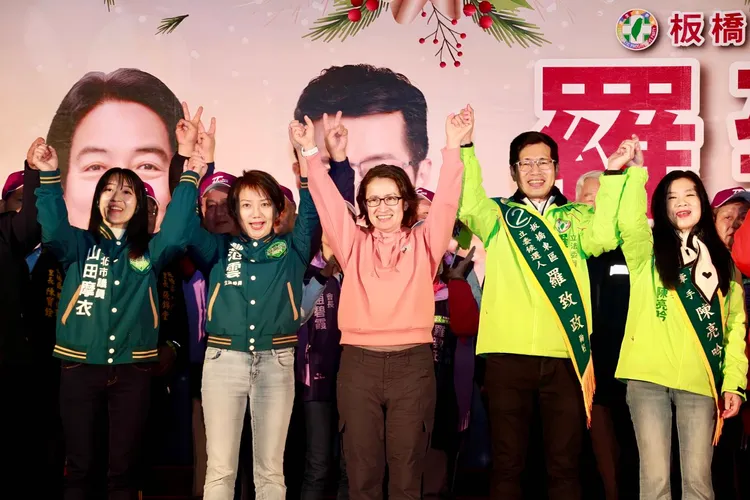 蕭美琴喊話鄉親讓羅致政續留立院。蕭辦提供