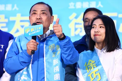 亂入侯友宜致詞！怒嗆「柯文哲貪污弊案抓不抓」　他喊話：我都會去除弊